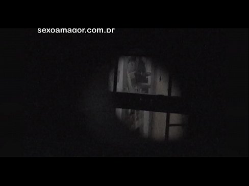 ❤️ Blondie wird heimlich von einem Voyeur aus der Nachbarschaft gefilmt, der sich hinter Hohlblocksteinen versteckt Homemade porn bei de.xxxtun.ru