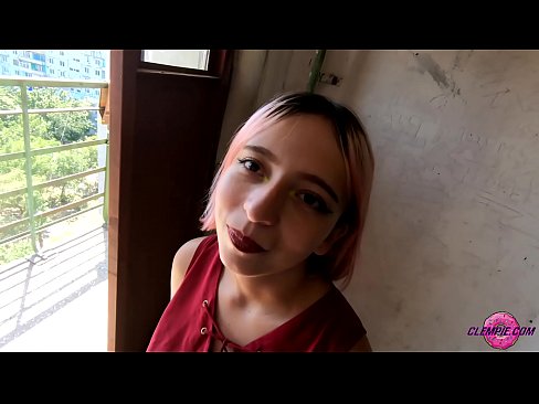 ❤️ Studentin saugt einen Fremden im Outback - Sperma auf seinem Gesicht Homemade porn bei de.xxxtun.ru